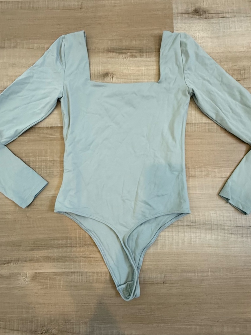 Aritzia Babaton Contour Squareneck Bodysuit In Light Green Size Medium - Picture 6 of 6